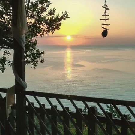 Вилла Balcony On The Rocks Agioi Saranta Экстерьер фото