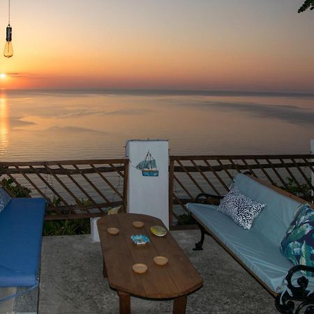 Вилла Balcony On The Rocks Agioi Saranta Экстерьер фото