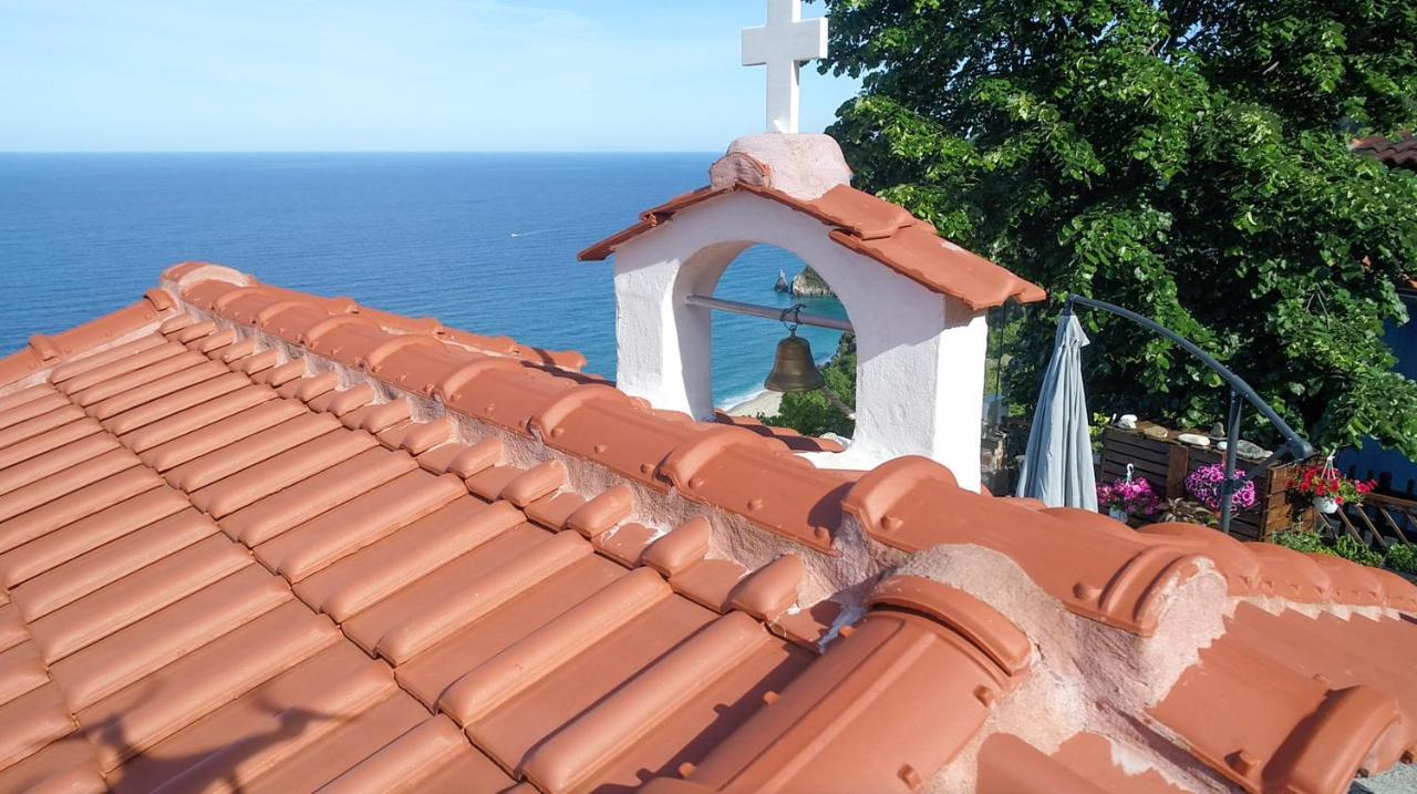 Вилла Balcony On The Rocks Agioi Saranta Экстерьер фото
